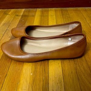 Universal Thread Brown Flats